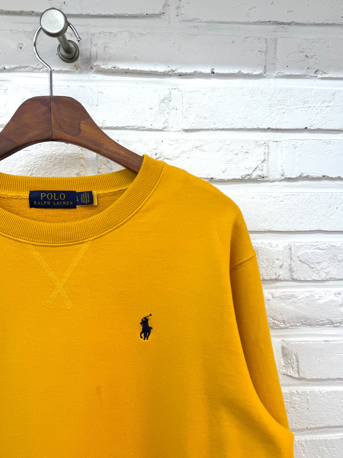 폴로 옐로우 맨투맨 상품이미지2