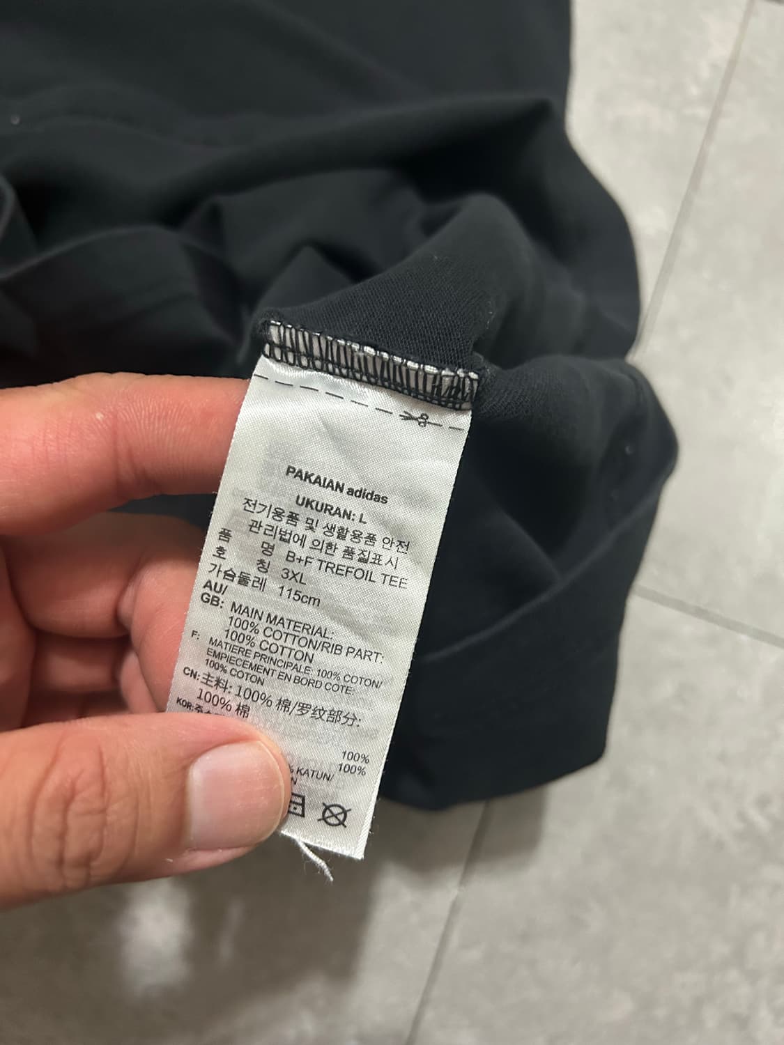 아디다스 블랙컬러 빅트레포일  빈티지 코튼 숏슬리브 티셔츠 110size 상품이미지3