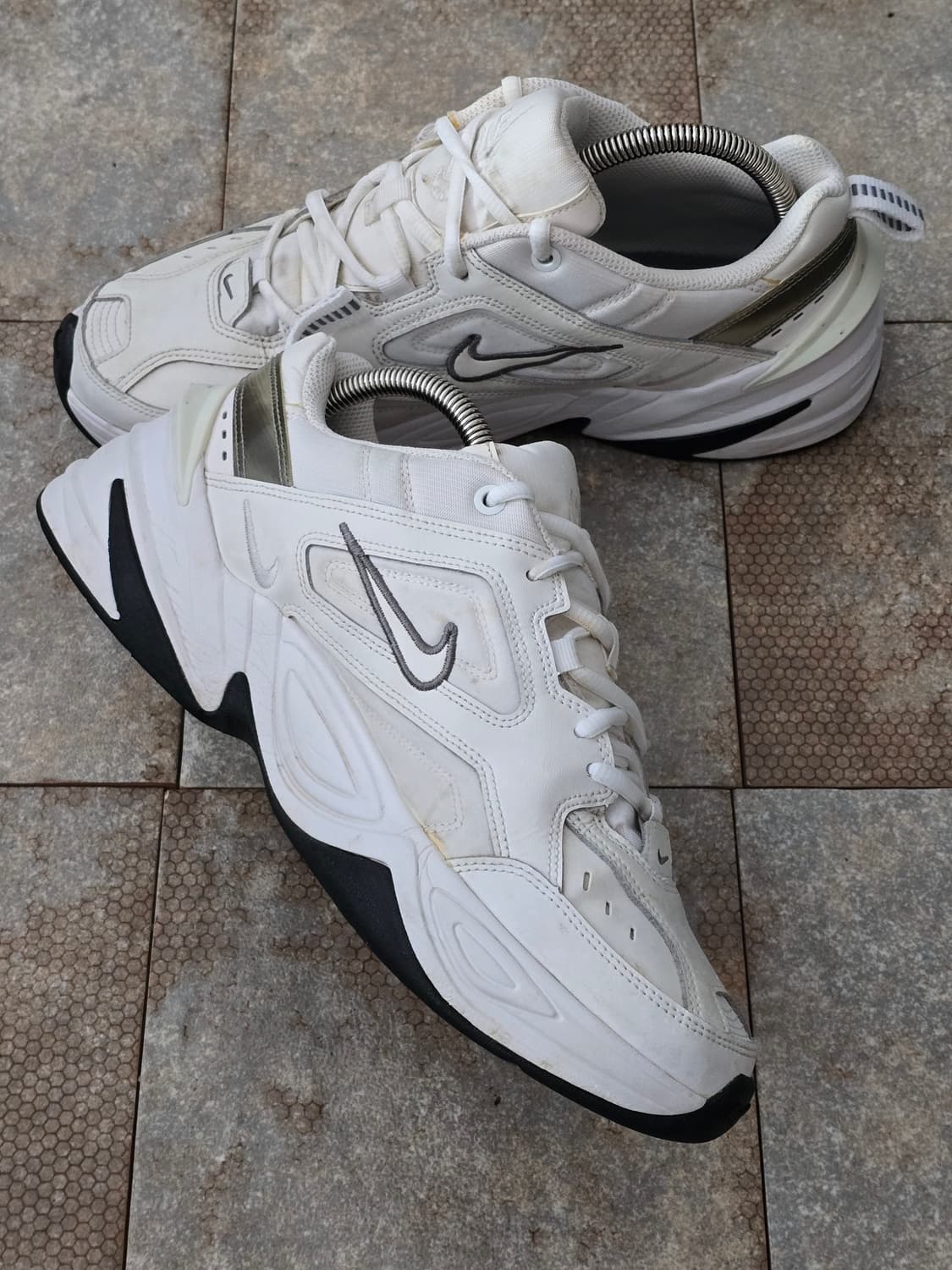 (275)나이키 m2k 테크노 화이트 그레이 상품이미지4