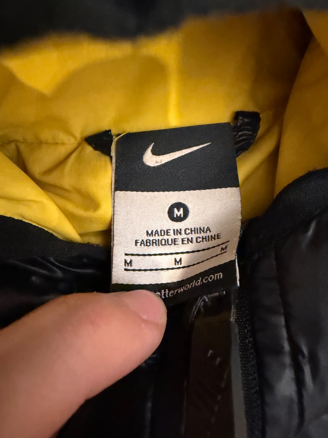 나이키 700필 유광 고프코어 후드 경량패딩 블랙 상품이미지6