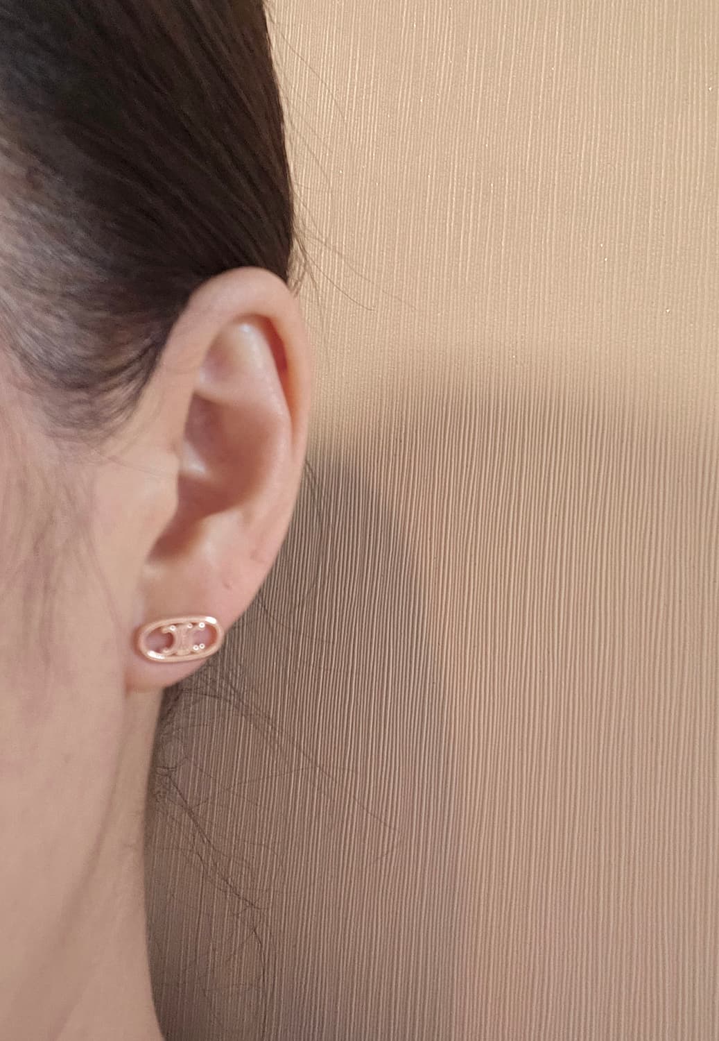 셀린느 미니 트리옹프 로즈골드 스터드 귀걸이 상품이미지7