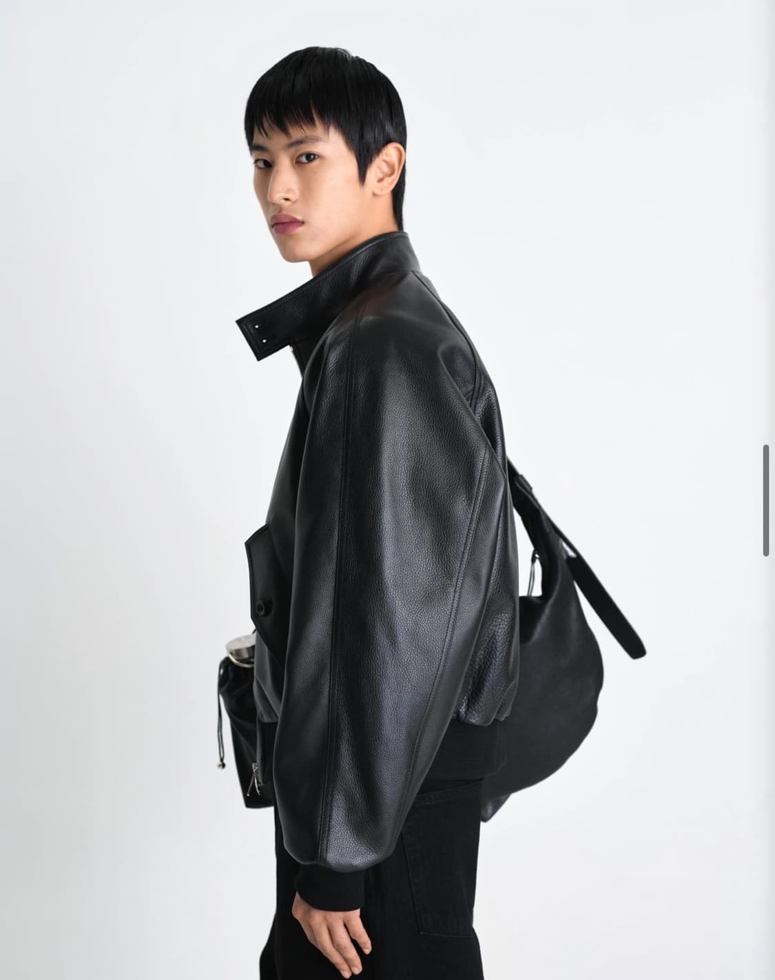 라벨아카이브 26ss 신상 레더블루종(가죽자켓) 팔아요 상품이미지3