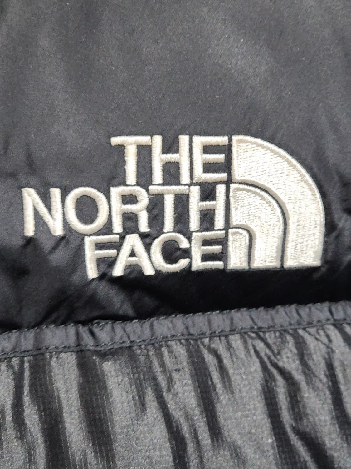 (100) 노스페이스 눕시패딩 점퍼 블랙 700 거위털 다운자켓  상품이미지4