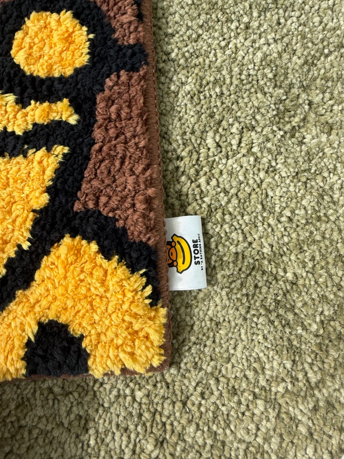 (중고소장품/상태 上) 베이프 베이비마일로 러그 희귀매물 1피스 상품이미지4