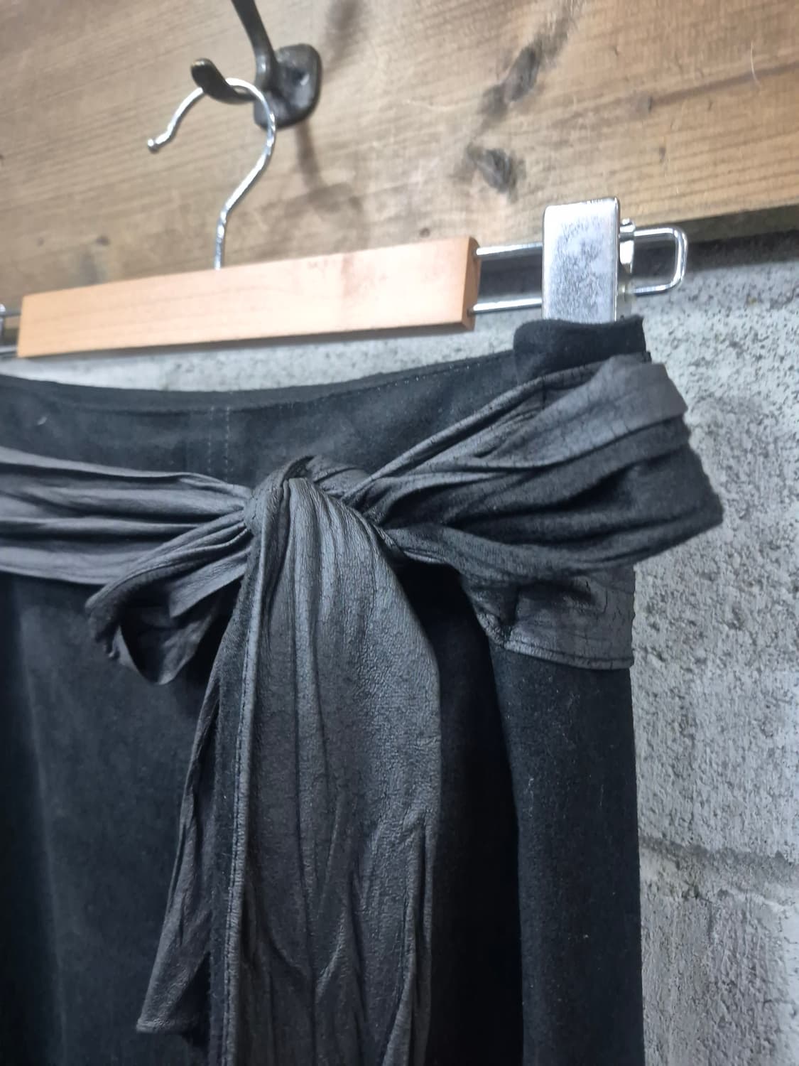 Y2K 블랙스커트  상품이미지4