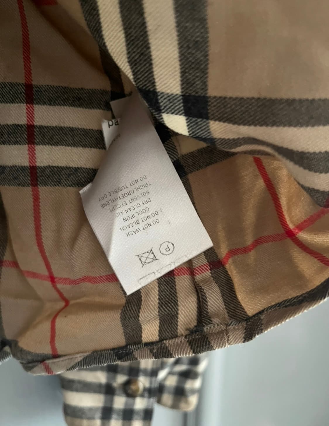 버버리 키즈 프릴 셔츠 UK12 성인44-55가능 상품이미지5