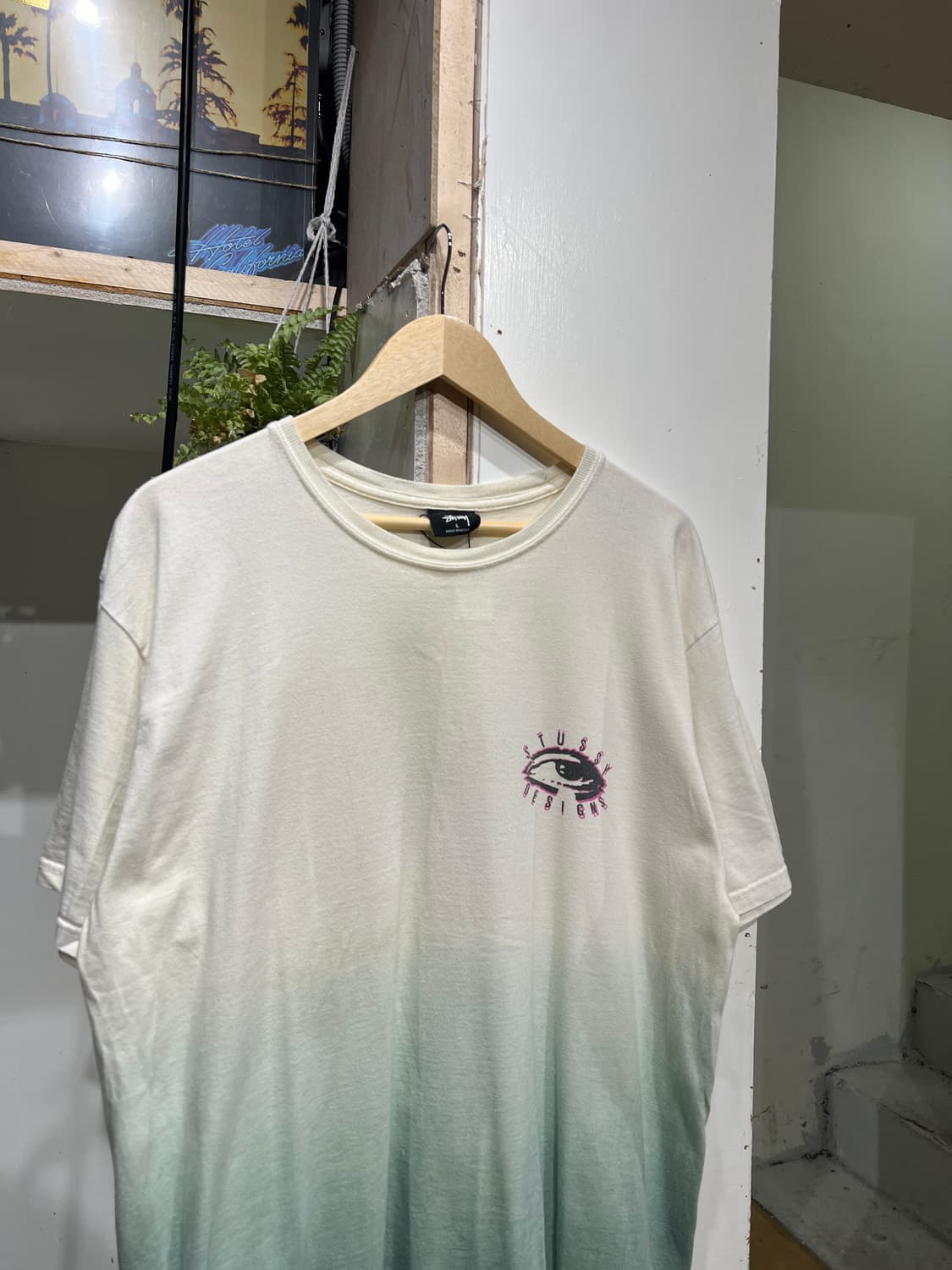 Stussy 스투시 빅로고 그라데이션 반팔 티셔츠 상품이미지2