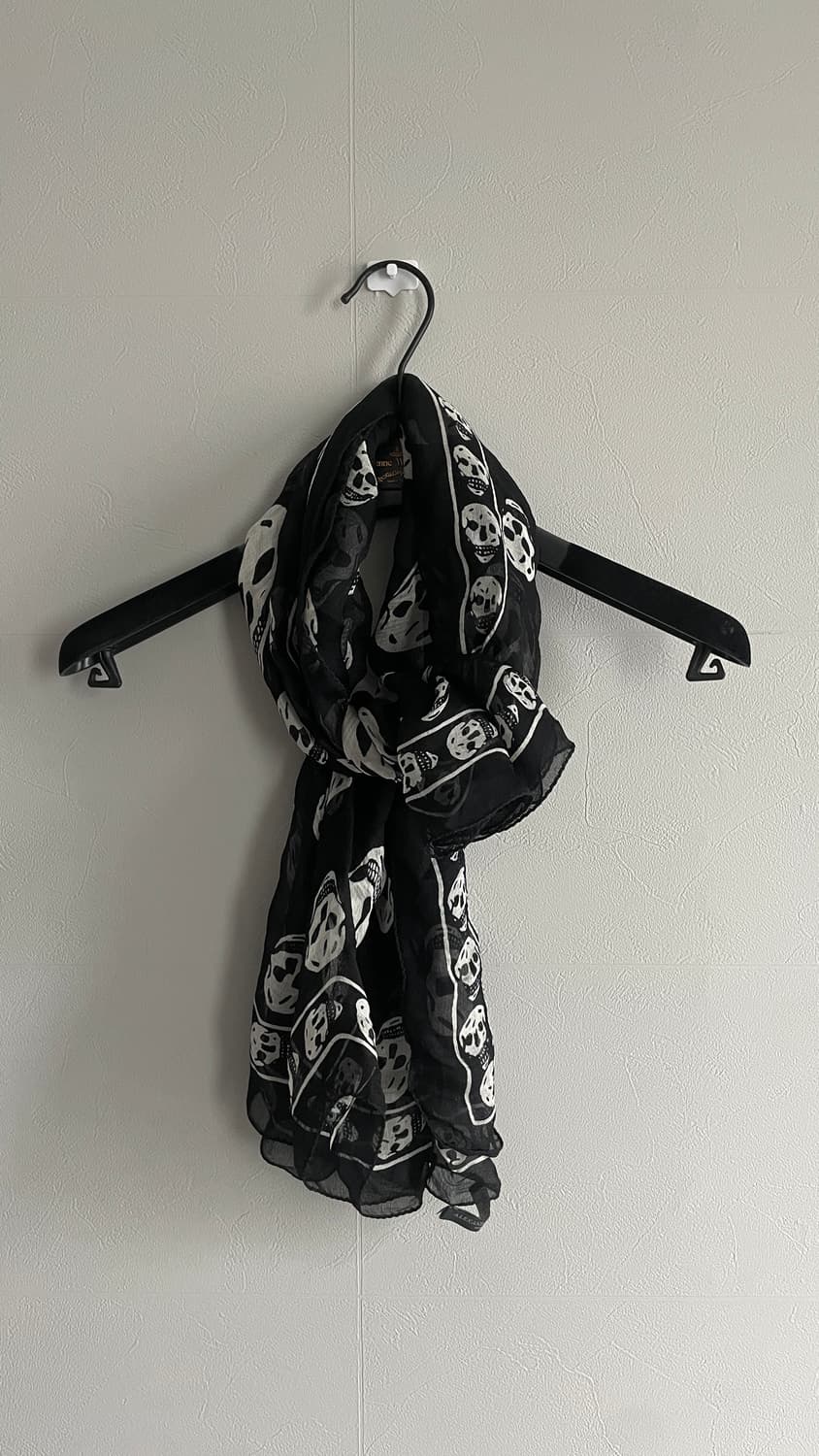 알렉산더맥퀸 스컬 실크 스카프 상품이미지1