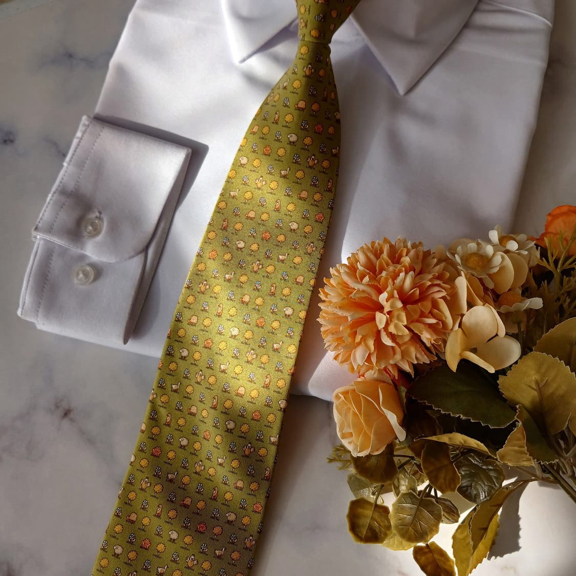 페라가모 실크 연두 멀티 모티브 넥타이 9.1cm A+등급 A19495
 상품이미지6