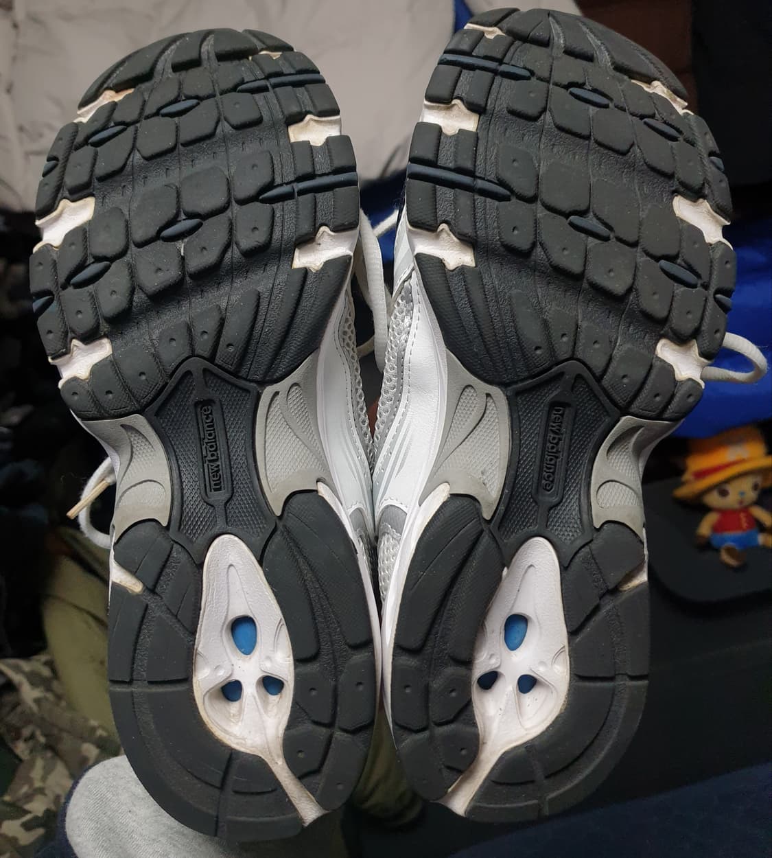 뉴발란스 530 화이트 실버 런닝화 (240) 상품이미지4