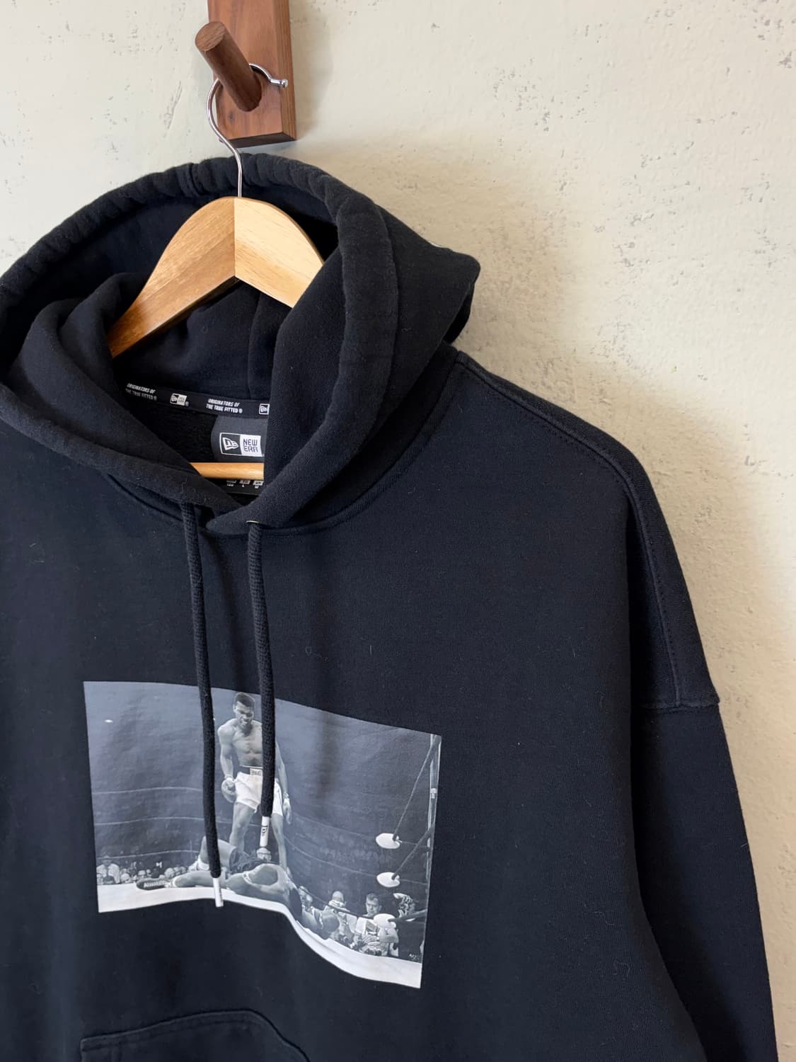 뉴에라 무하마드 알리 후드티 블랙 상품이미지7
