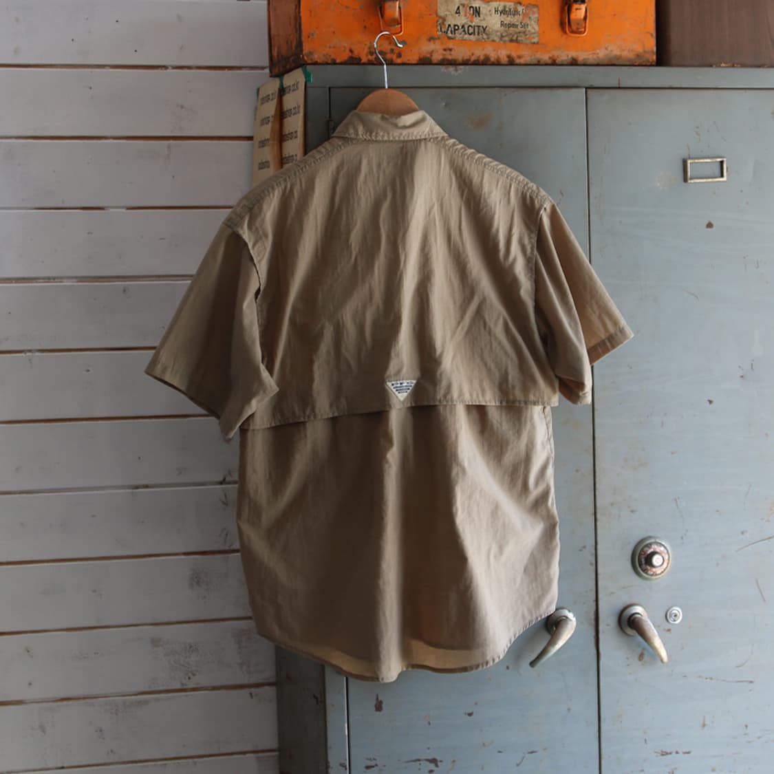 (착용컷) Columbia PFG 유틸리티 반팔 셔츠 (남성용 100) 상품이미지2