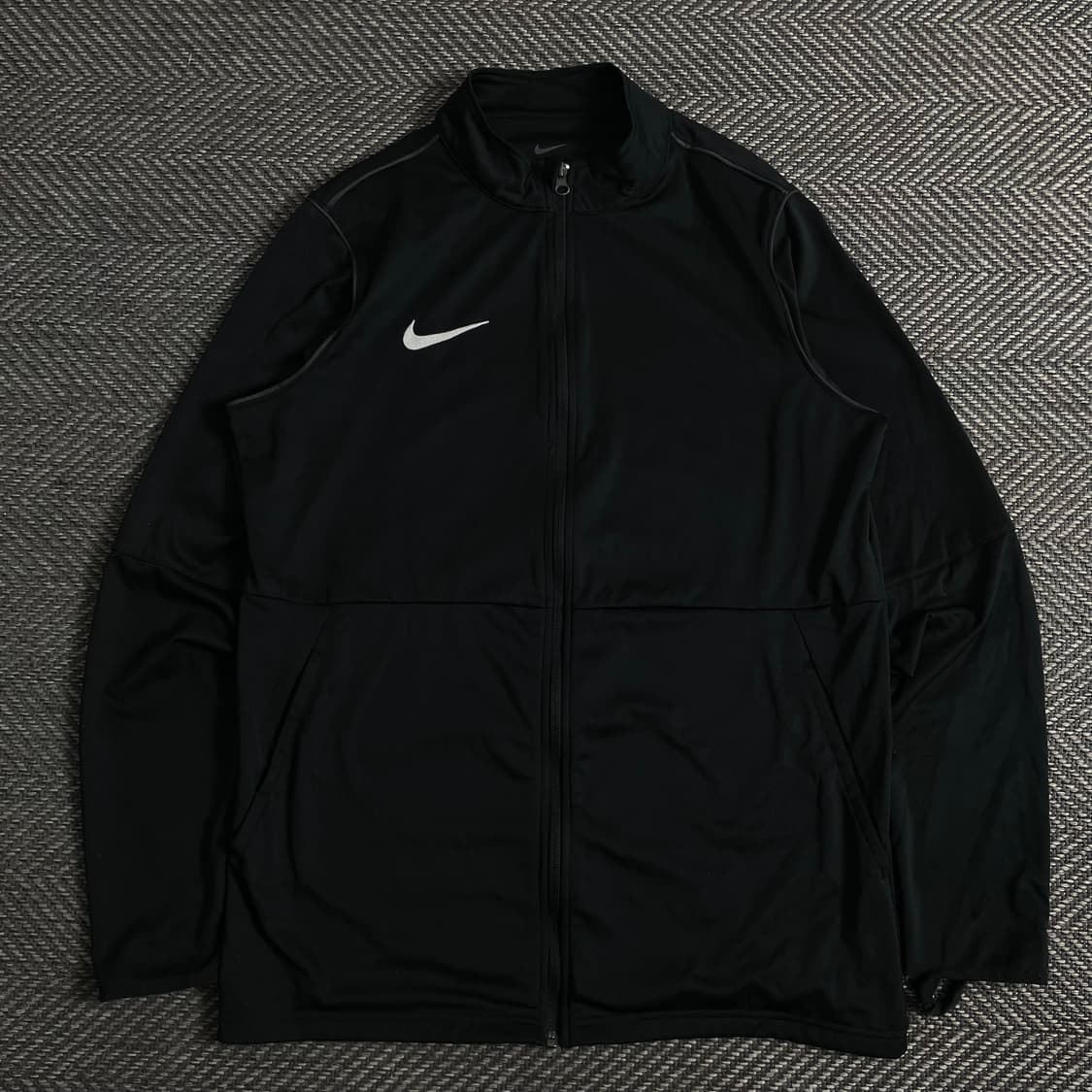 나이키 드라이핏 스우시로고 트레이닝 자켓 블랙 o 3828 상품이미지1