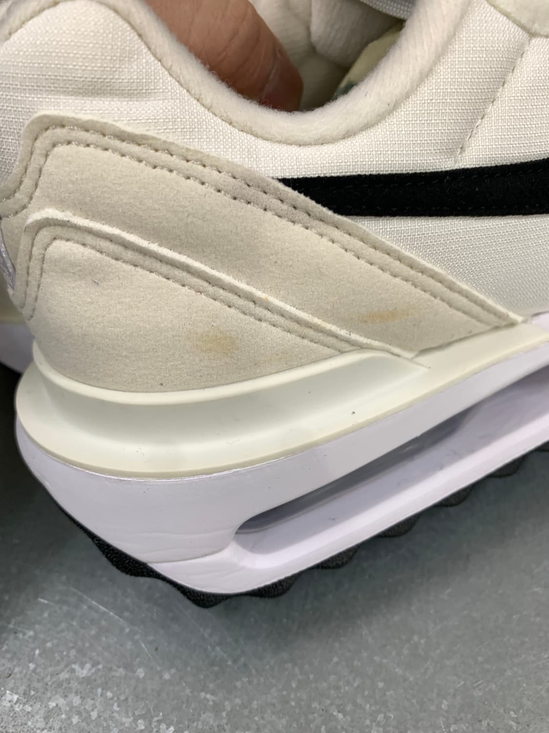 나이키 에어맥스 던 화이트 240 상품이미지4