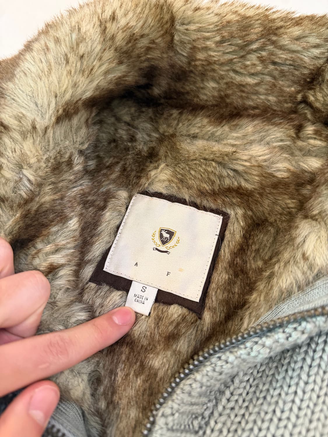 아베크롬비 투웨이 울 캐시미어 울프죠 퍼 니트집업 상품이미지3