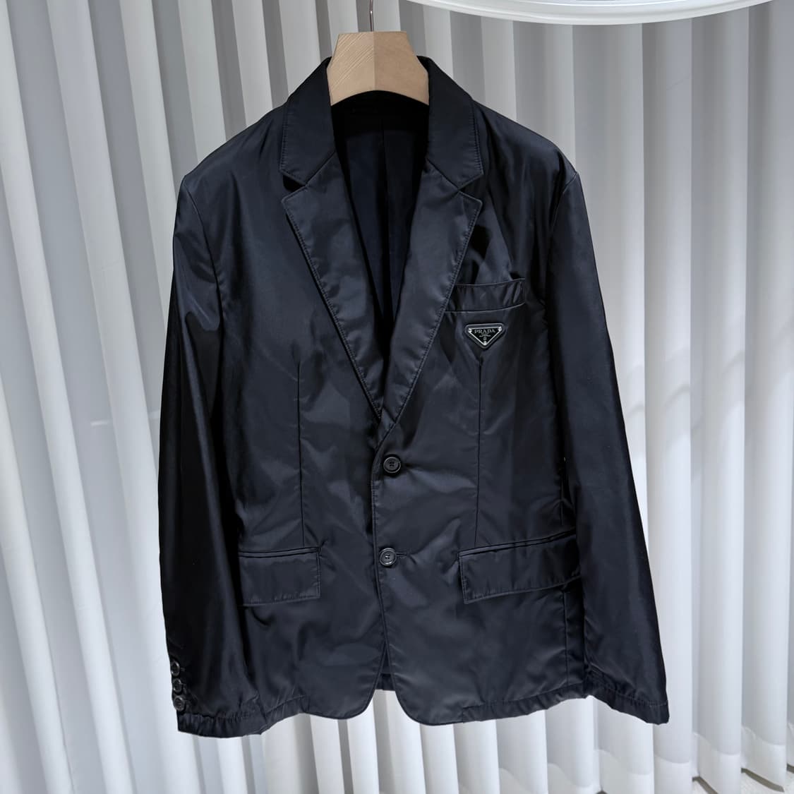 50 / 프라다 리나일론 블랙 카라 블레이저 상품이미지3