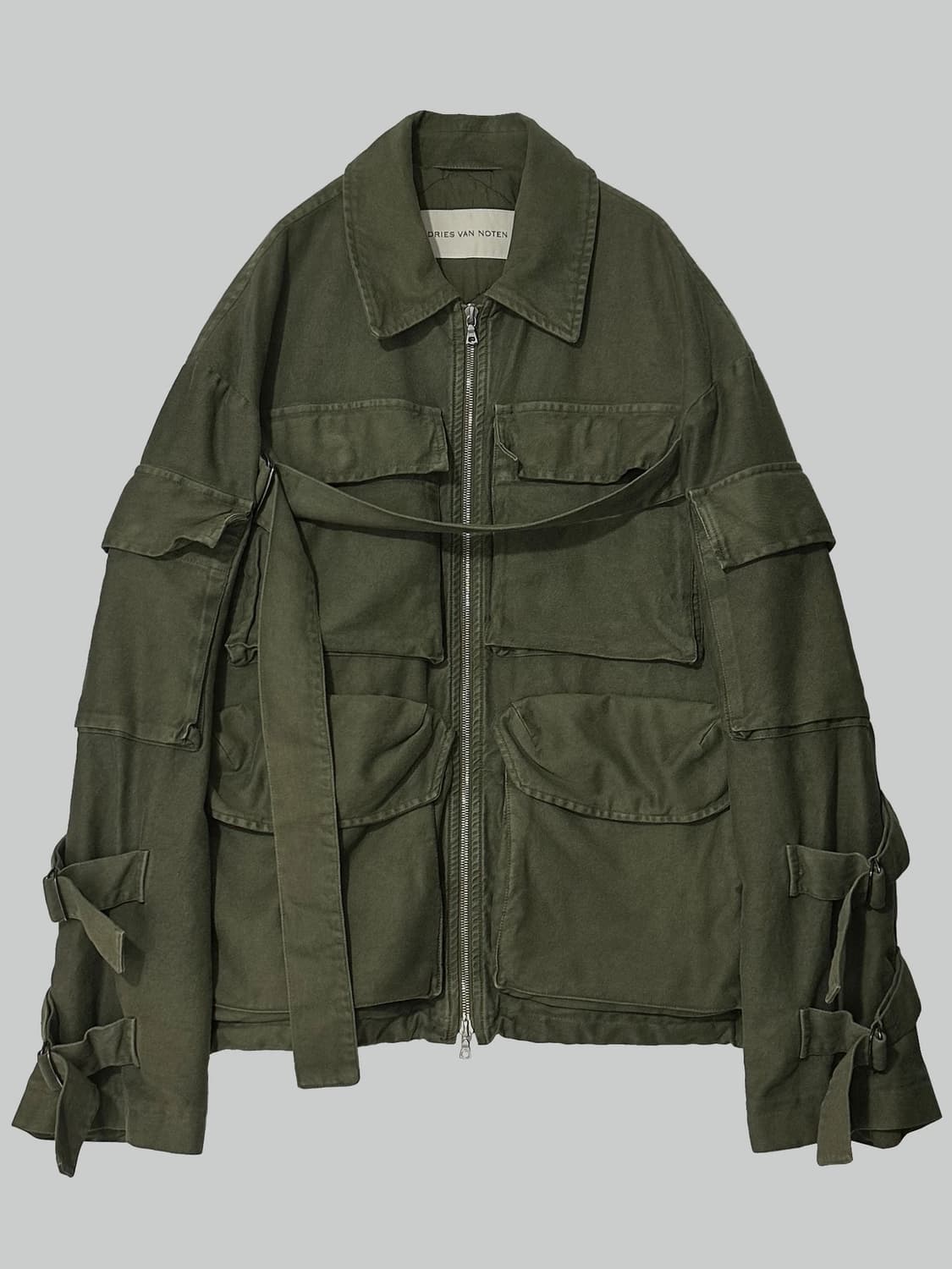 드리스반노튼 23FW 카고자켓 이수혁 착용 상품이미지2