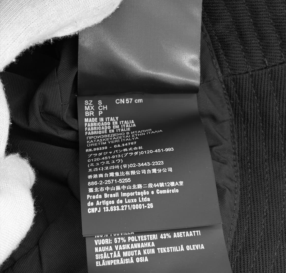 [S] 미우미우 로고 드릴 자수 코튼 데님 버킷햇 모자 블랙 화이트 상품이미지9