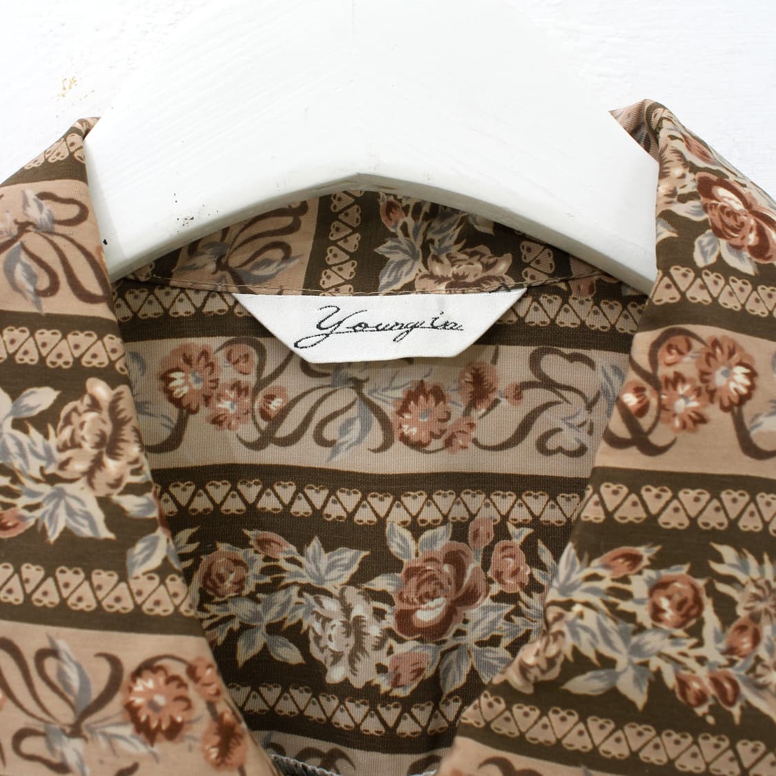 일본 빈티지 플라워 패턴 브라운 블라우스 상품이미지2