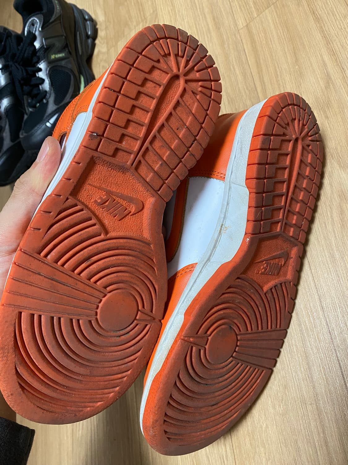 나이키 덩크 하이 레트로 오렌지 블레이즈 상품이미지3