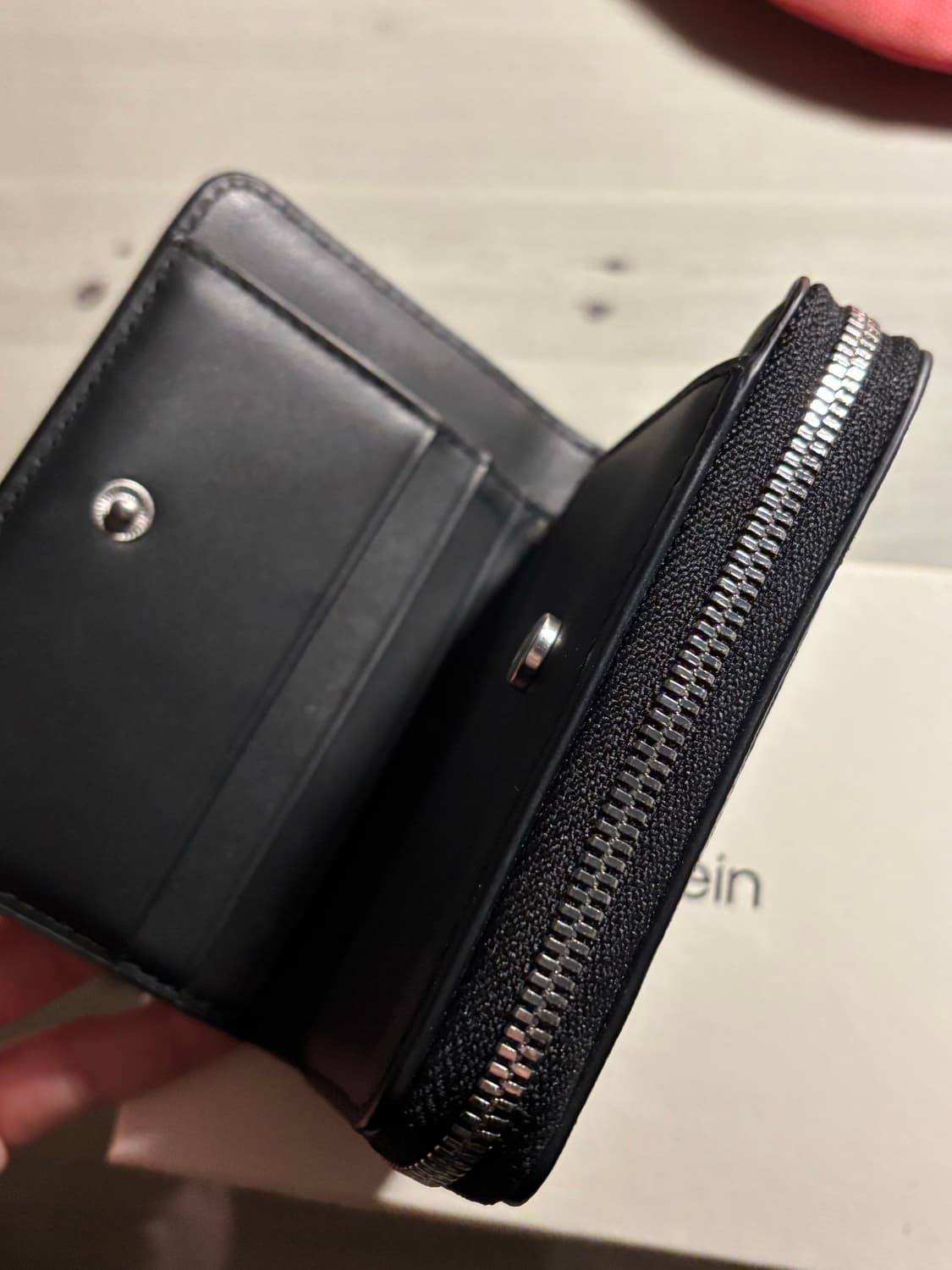 CKJ 미니멀 모노그램 카드지갑 상품이미지2