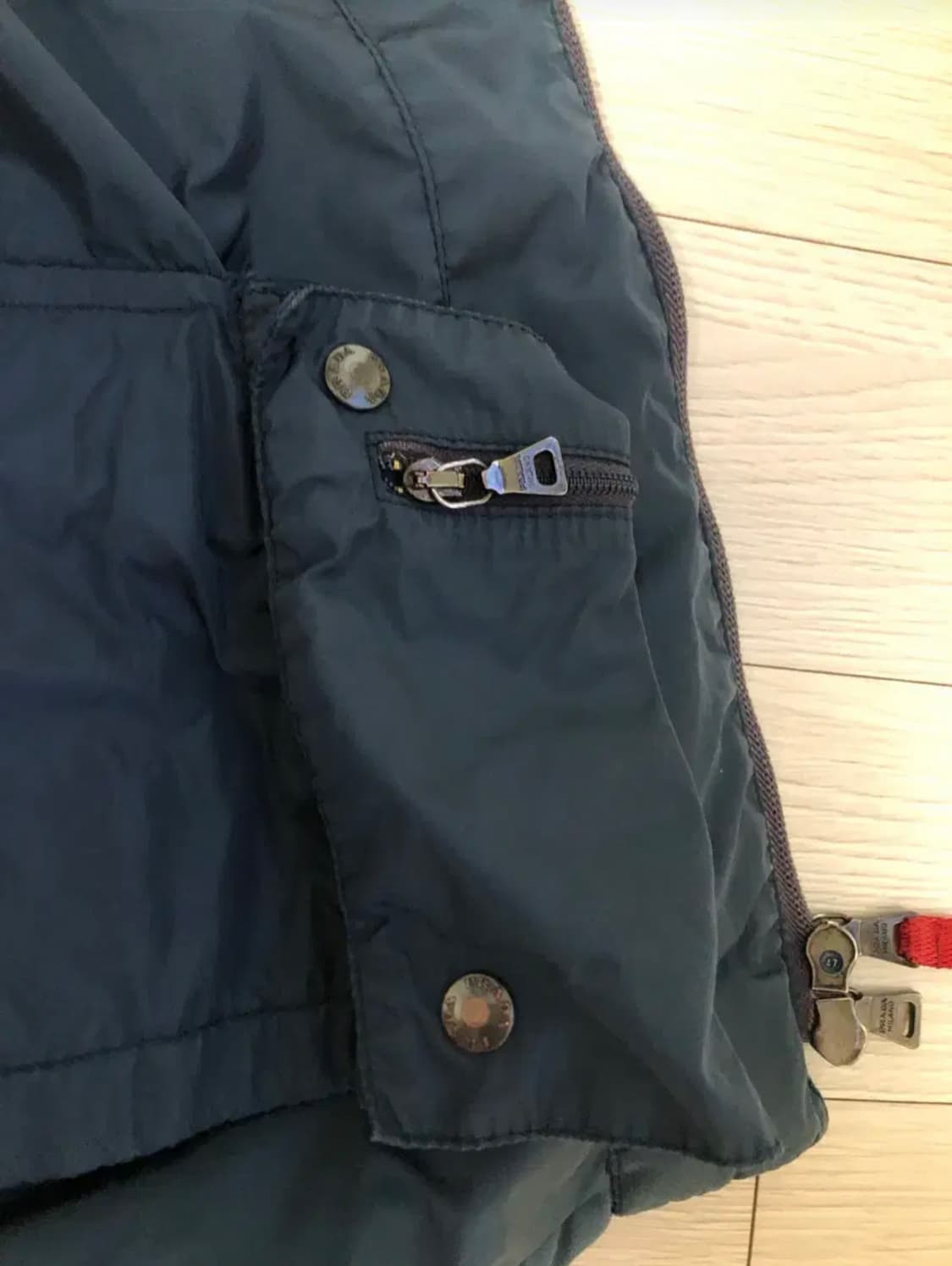 프라다 스포츠 패딩집업 46 상품이미지4