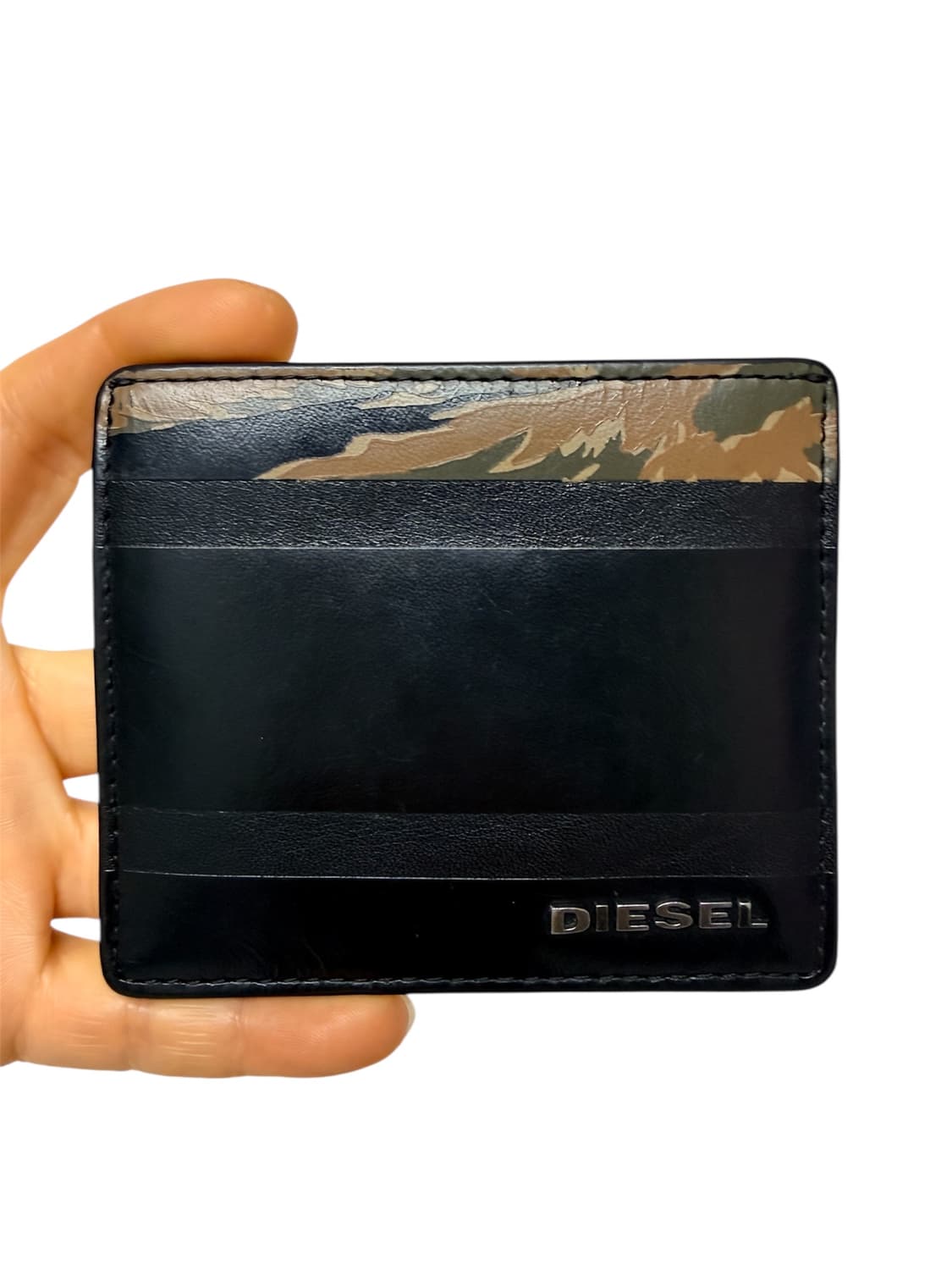 디젤 카모플라쥬 포인트 블랙 레더 카드지갑 상품이미지1