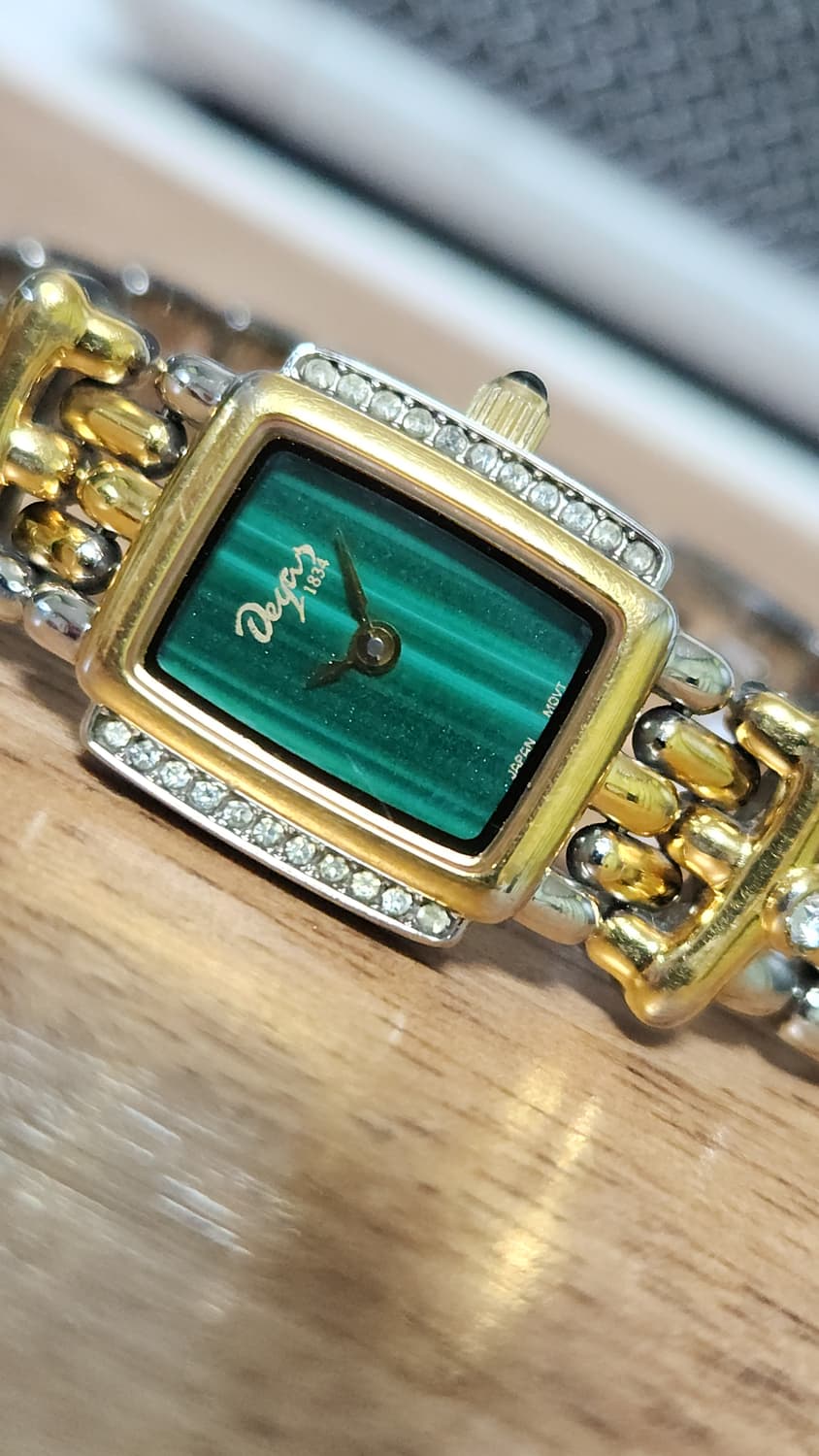 # 홍콩메이드 빈티지 여성 명품 골드콤비 시계 급처 상품이미지1