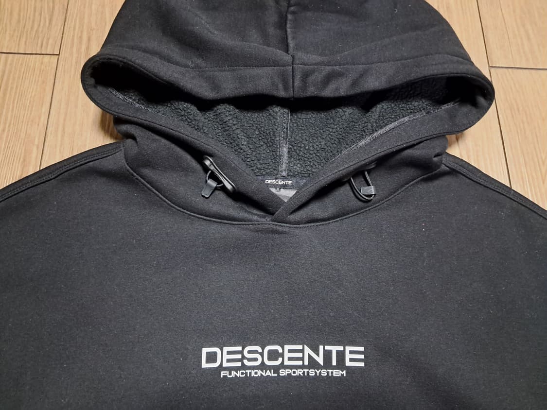 데상트 기모 후드티 남성M 상품이미지6
