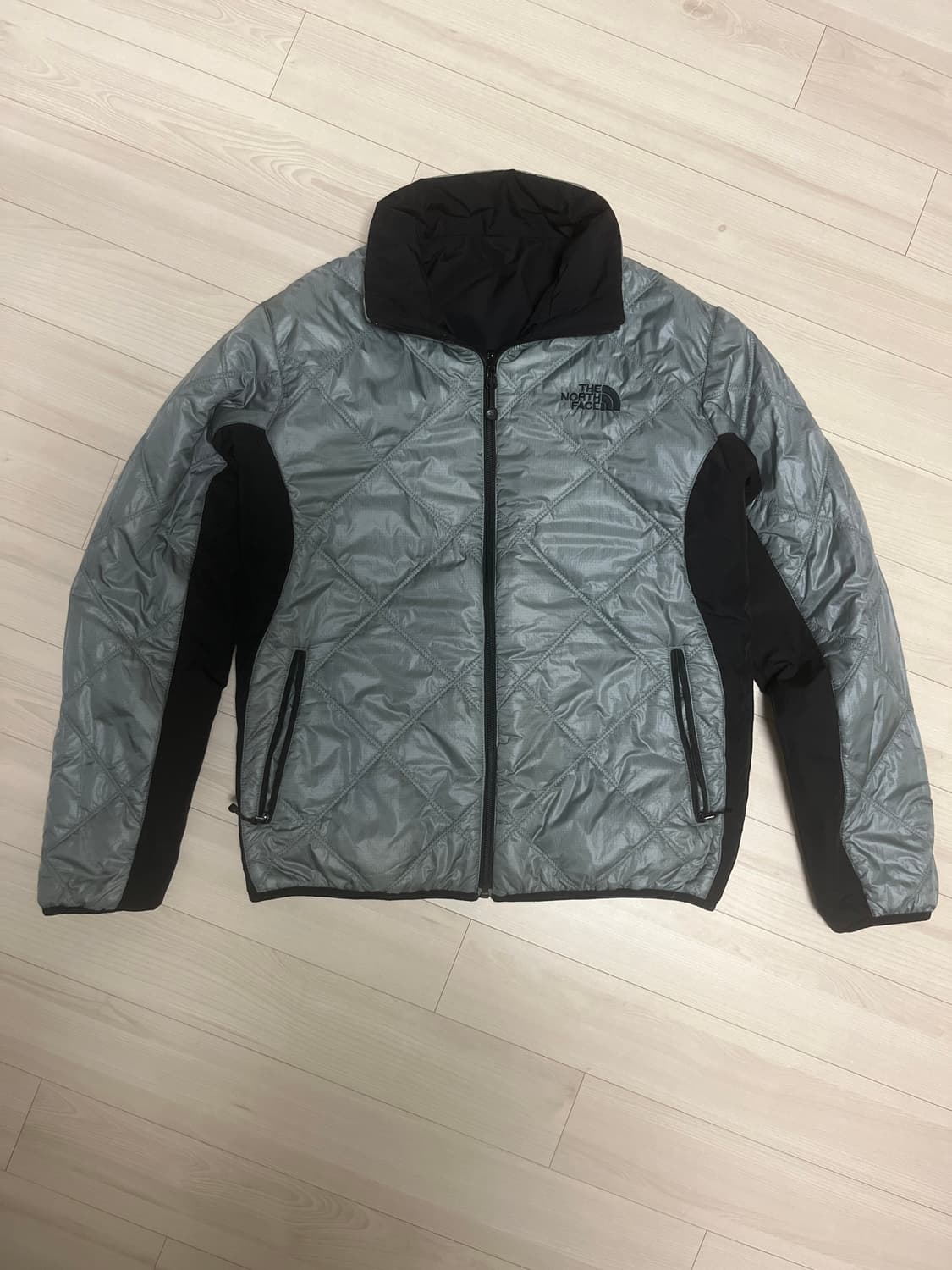 노스페이스 리버시블 경량패딩 상품이미지1