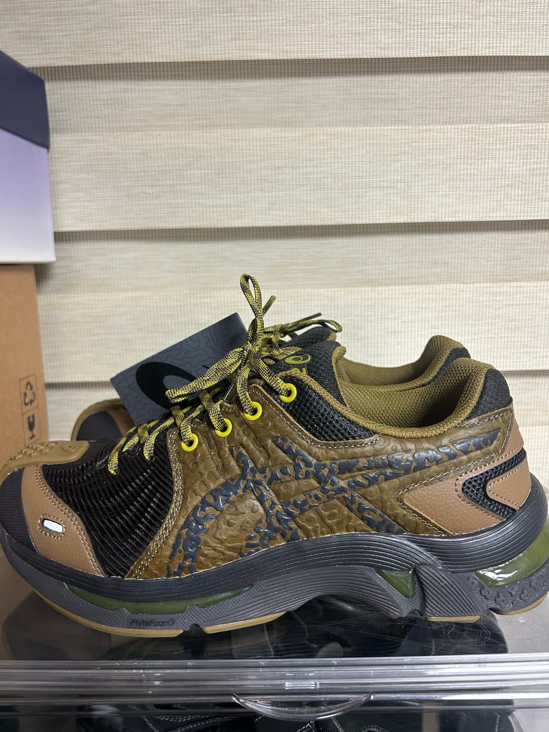 아식스x키코 젤키릴3 브론즈브라운 (260) 상품이미지1