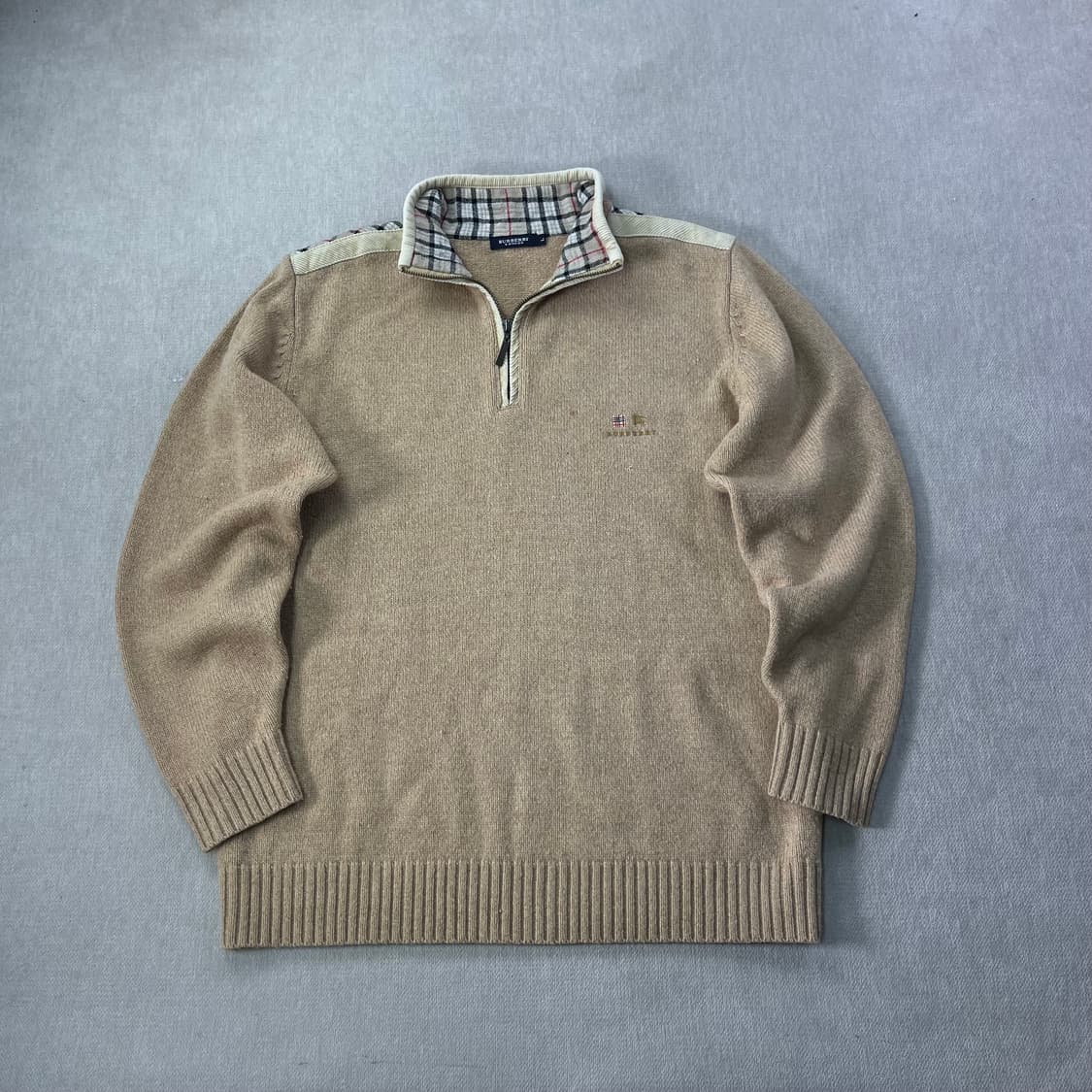 100 버버리 노바체크 울 반집업 니트 상품이미지1