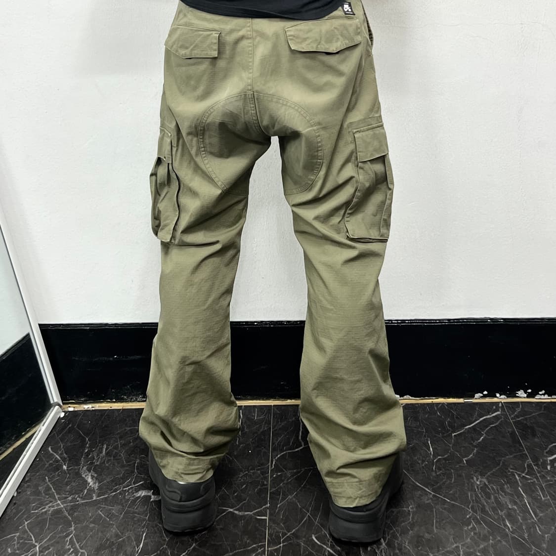 나이키 SB 더블포켓 카고 팬츠 카키 상품이미지3