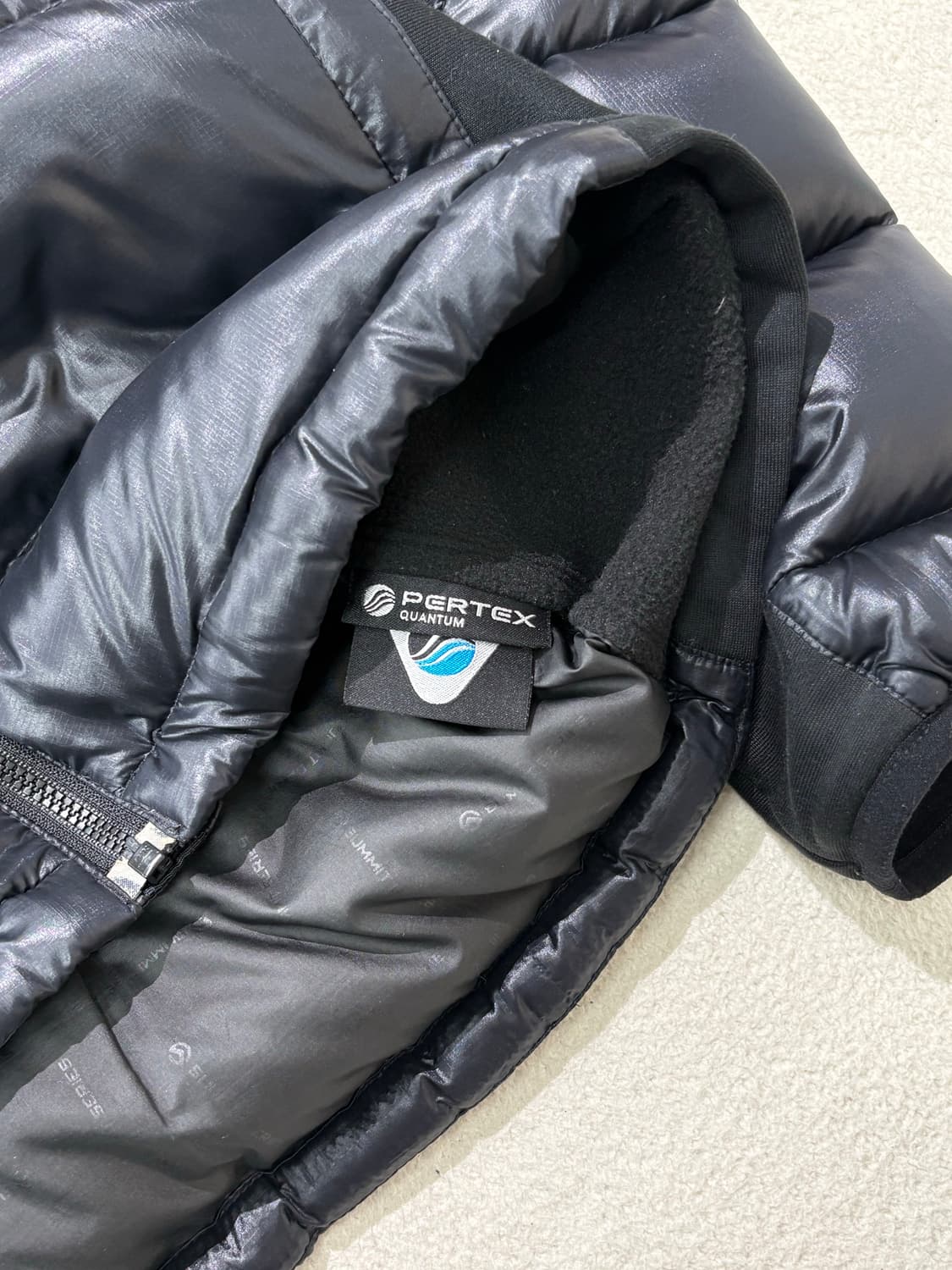 노스페이스 써밋 퍼텍스 경량 패딩 100 사이즈 상품이미지3