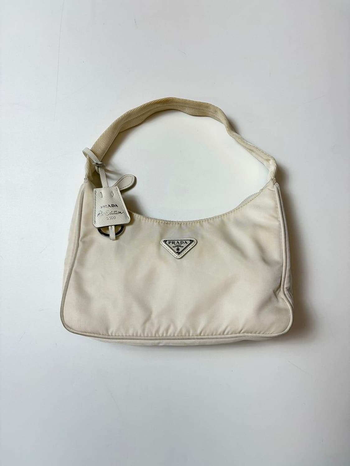 프라다 리에디션 2000 나일론 미니 호보백 Q1532 상품이미지1