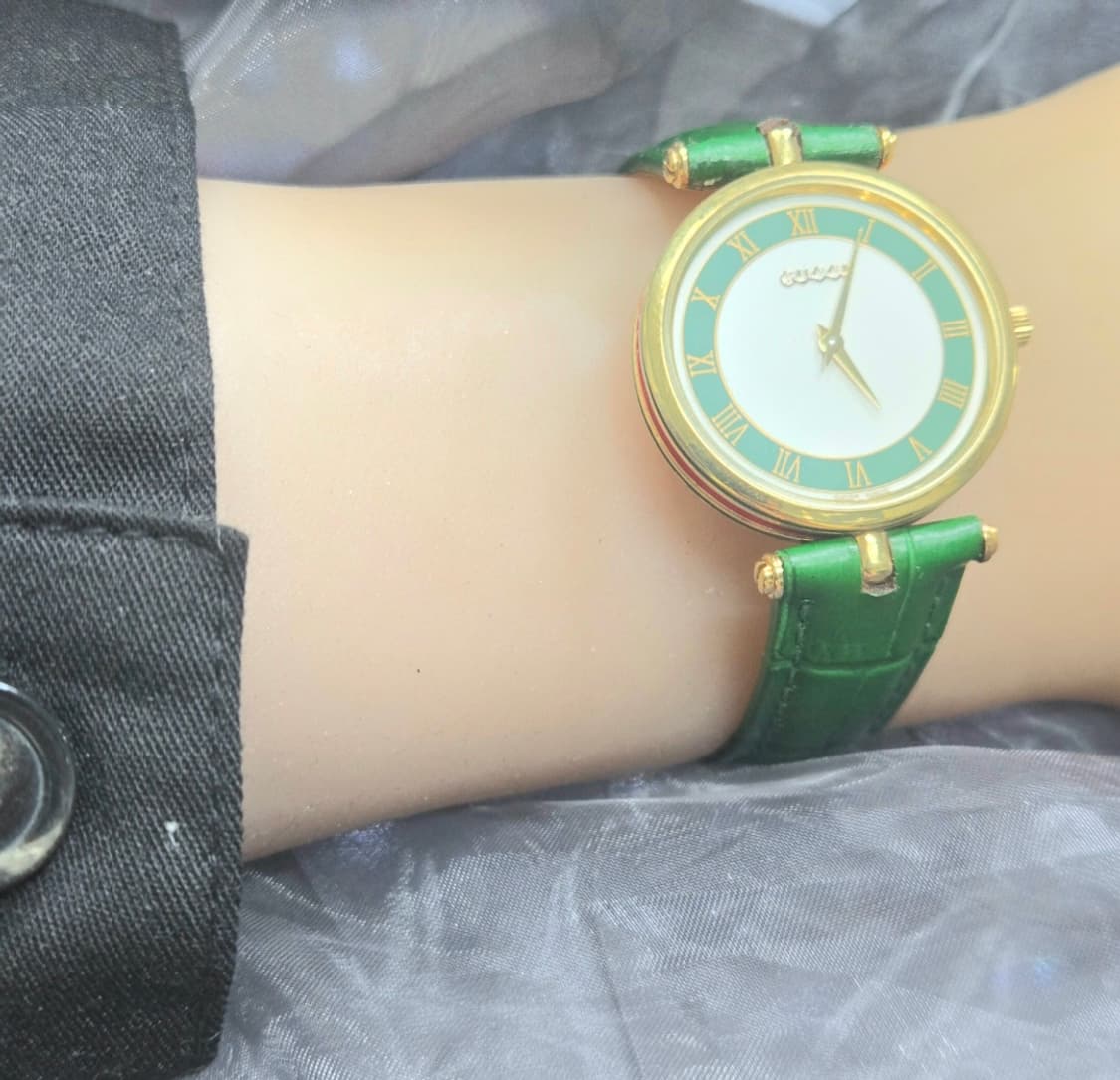 구찌 셰리라인 쿼츠 시계 상품이미지4