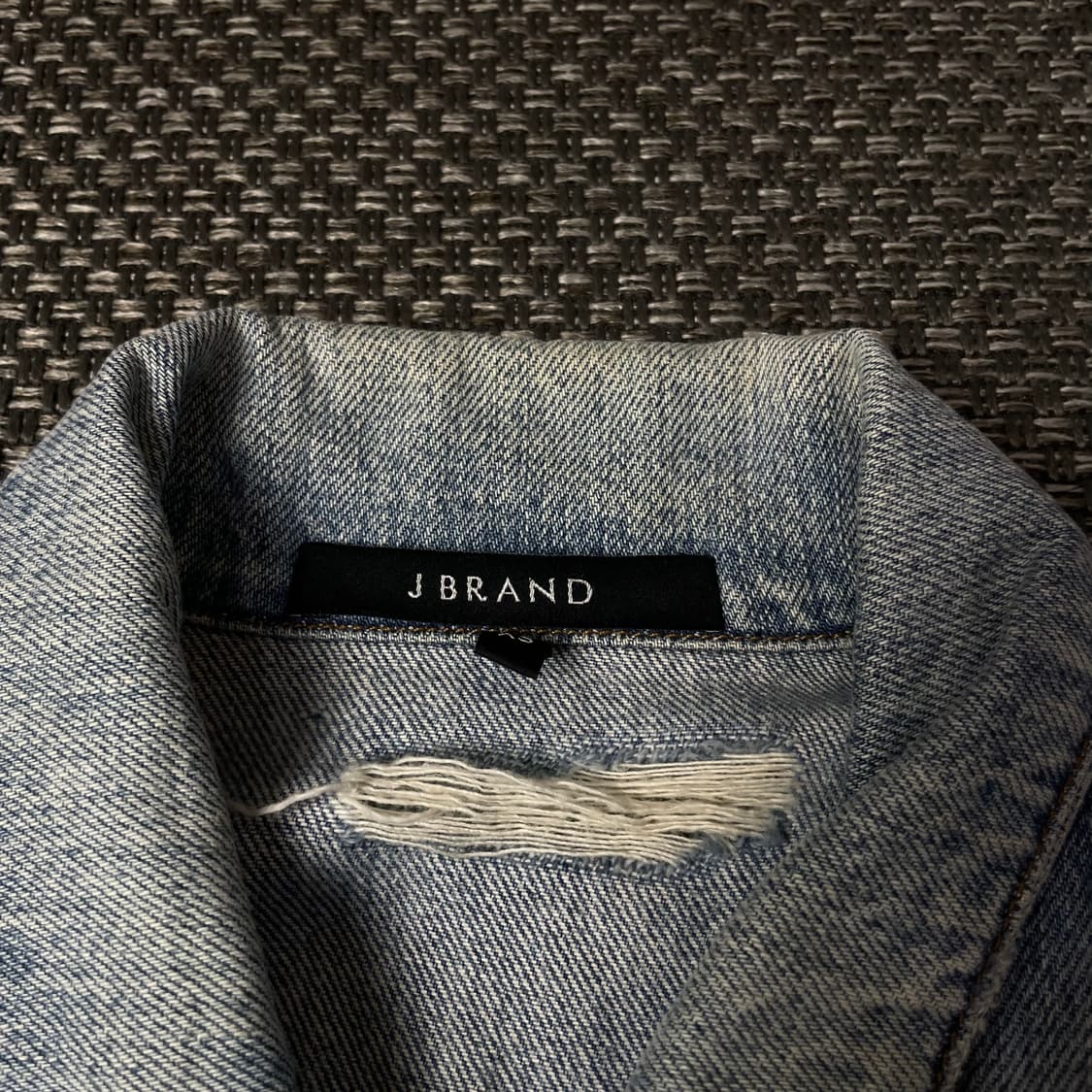 제이브랜드 연청 데미지 데님 자켓 상품이미지5