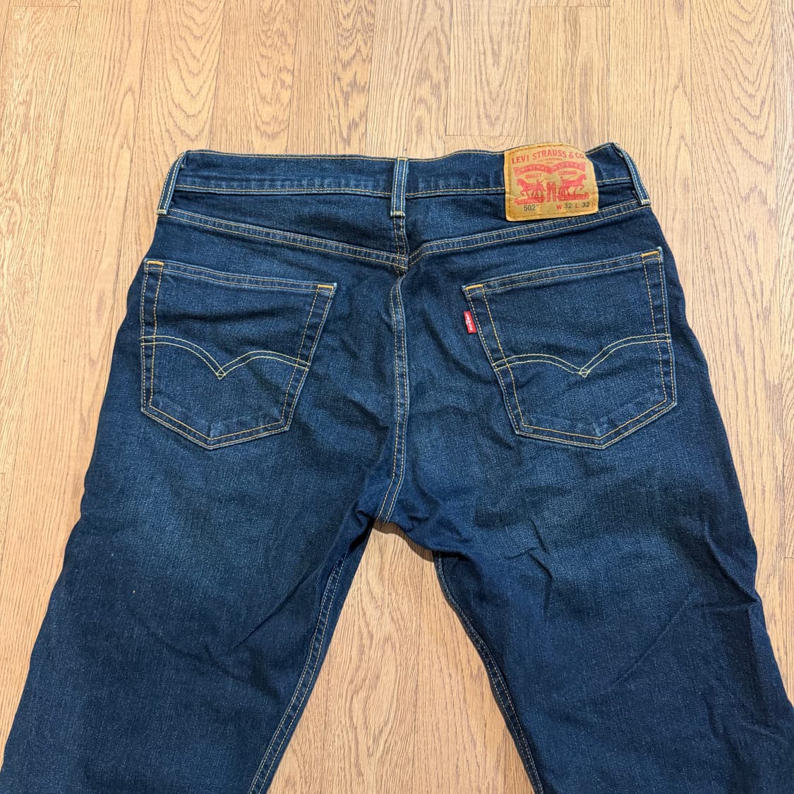 levi's 502 진청 워싱 데님팬츠  상품이미지3