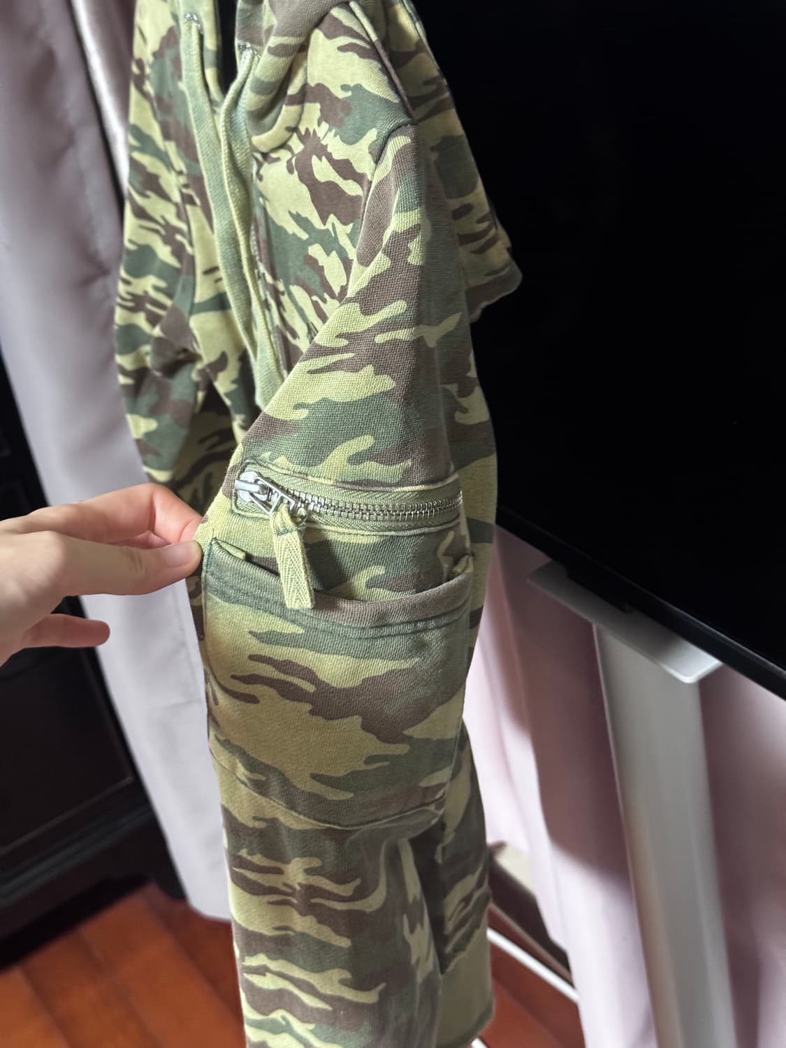쥬시꾸뛰르 카모 후드집업 상품이미지4