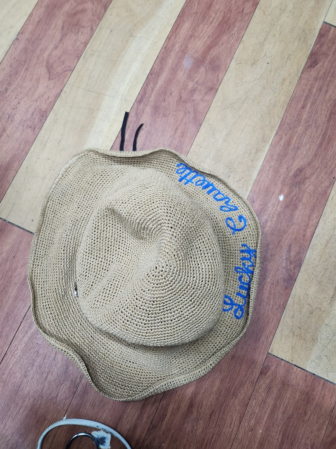 럭키슈에뜨 모자 상품이미지1