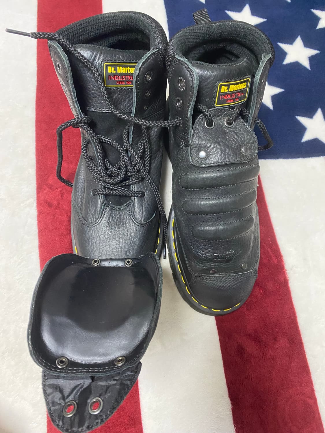 닥터마틴 안전화 상품이미지2