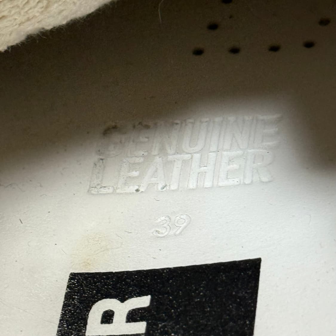 [정가 50만원] 골든구스 슈퍼스타 화이트 실버탭 39 상품이미지8