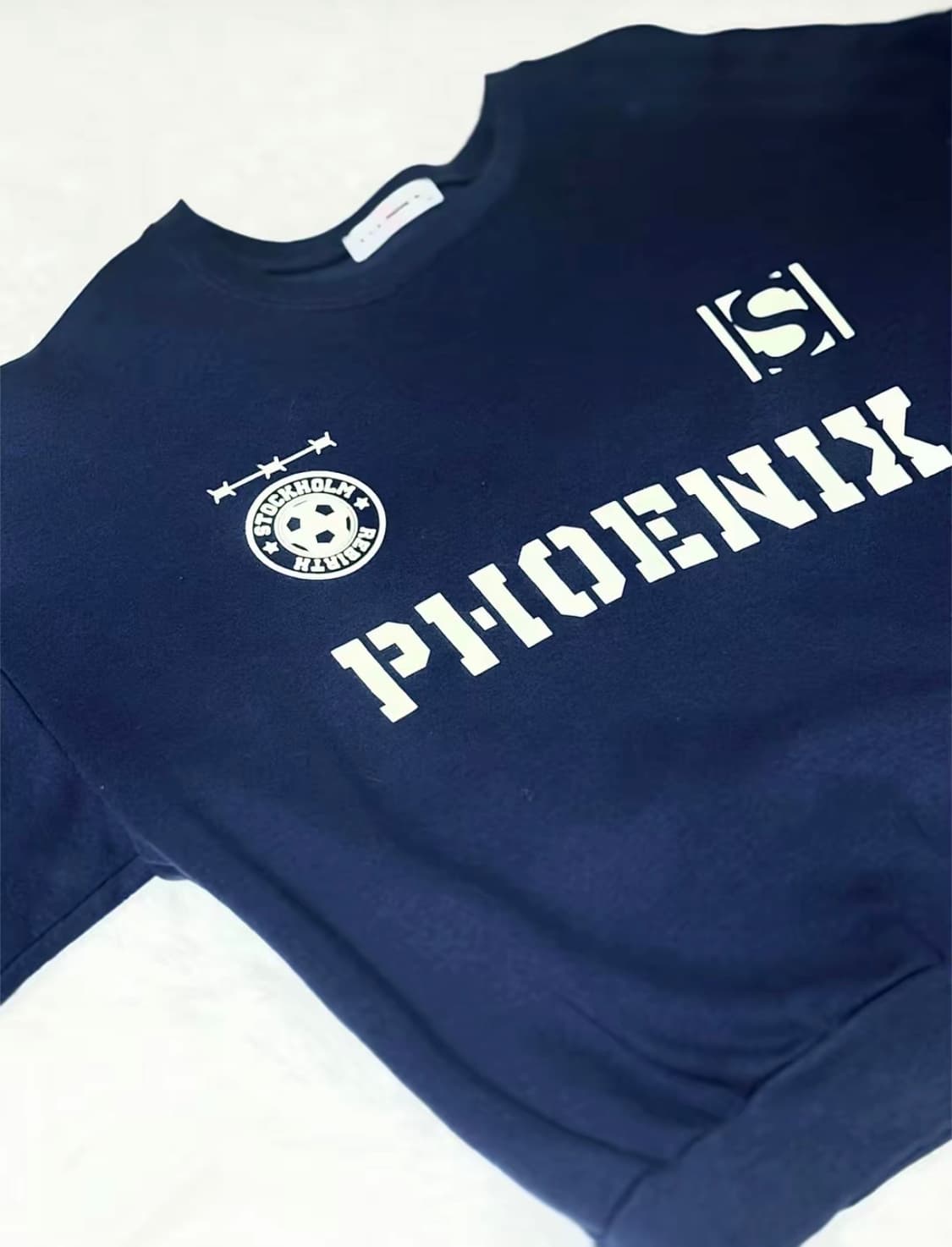 두줄 트랙 프린팅 포인트 네이비 맨투맨 상품이미지1