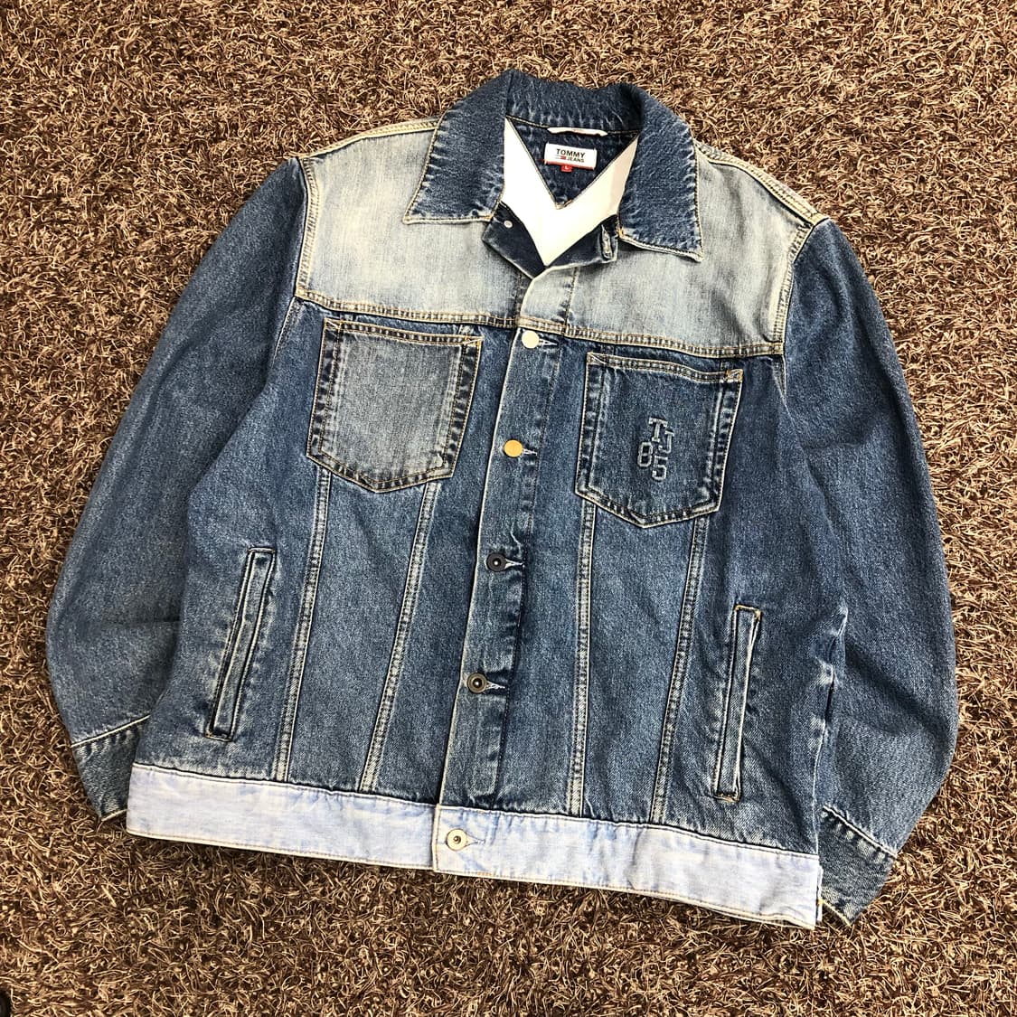 타미진스 배색 데님 워싱 트러커 자켓 상품이미지1