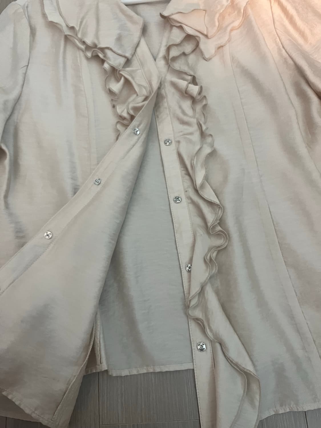 아우로 프릴 블라우스 상품이미지3