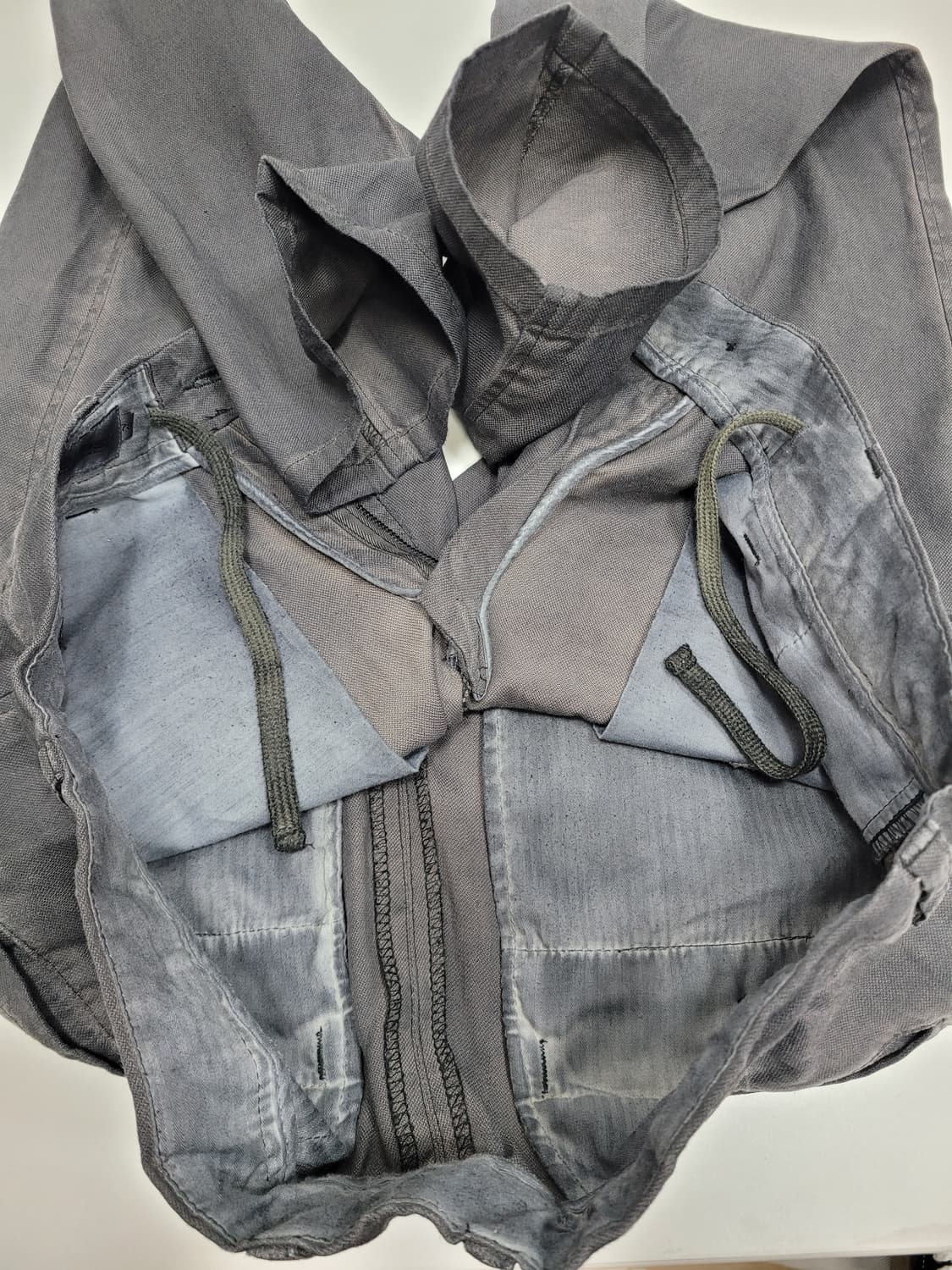 Series 시리즈테이퍼 가먼트다잉 치노 팬츠 / 남 78 GYX
 상품이미지8