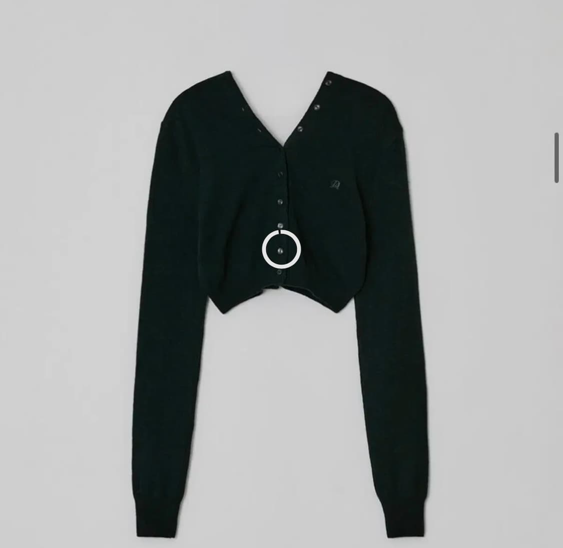 다이애그널 V NECK BUTTON CARDIGAN (그린) 상품이미지6