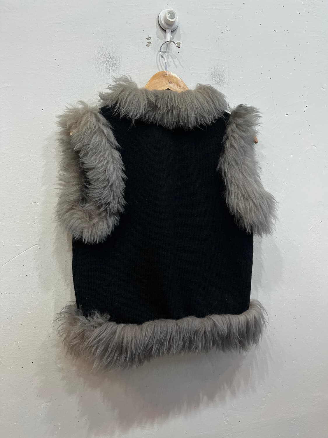 JPN 양털 울 자수 베스트 조끼  상품이미지3