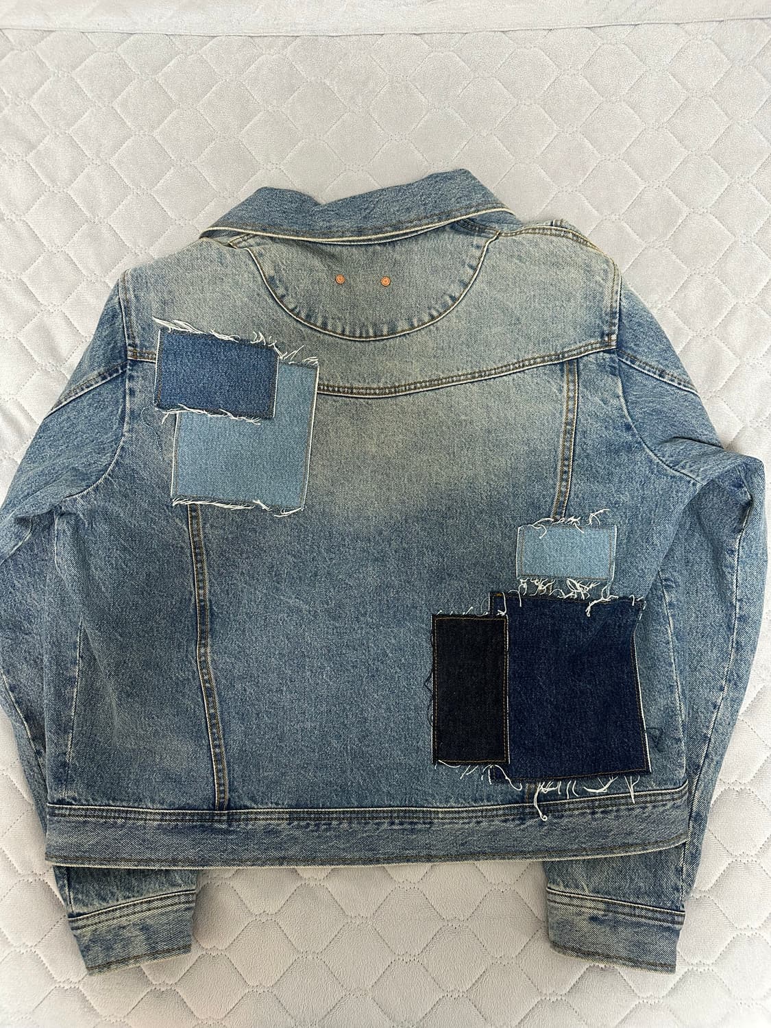 앤더슨벨 23S/S 패치워크 데님자켓(M) 상품이미지2