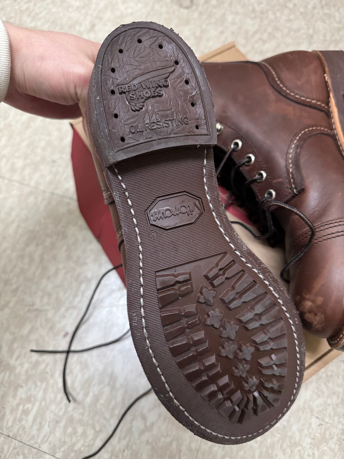 레드윙 아렌 8111 엠버하니스 260 상품이미지6